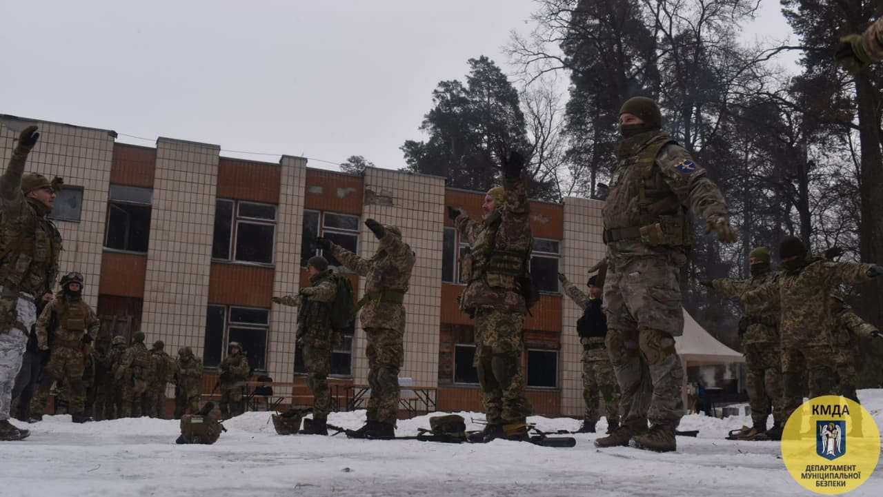 У Києві вперше відбулися навчання 112 бригади тероборони у повному складі - зображення